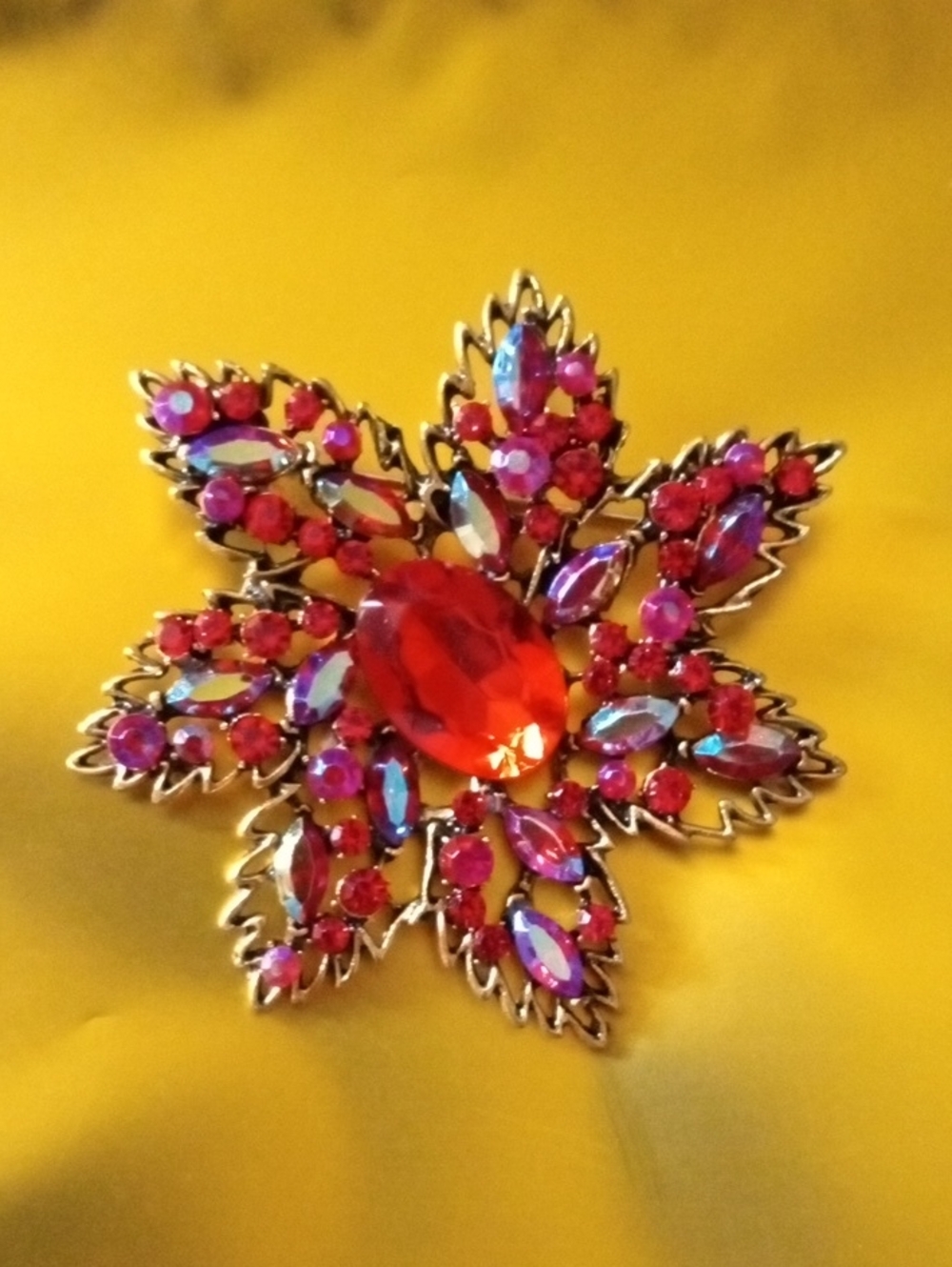 Iridescent Raspberry Rhinestone Star Brooch